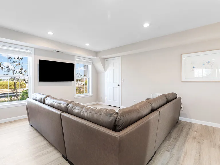 51 Nudd Ave #1 — Photo 11