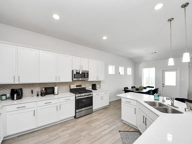 10603 Juniper Branch Dr — Photo 21