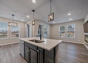 4th image of 14605 E Belleview Dr
