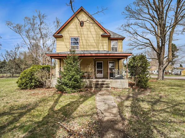 741 E Main St, Vanderbilt, MI 49795