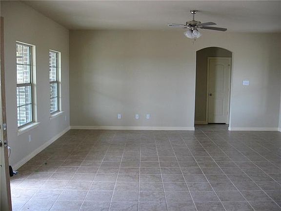 3rd image of 6208 Kentucky St