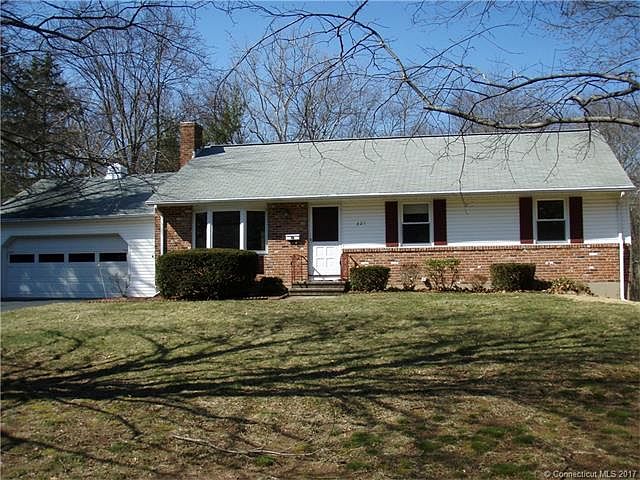 1st image of 621 Dogwood Dr