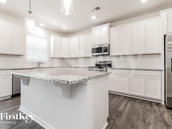 5th image of 507 Carronade Ct