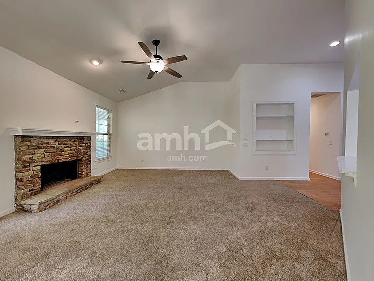 5150 Hyde Trl — Photo 8
