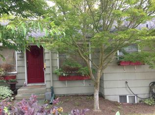 5812 45th Ave NE, Seattle, WA 98105