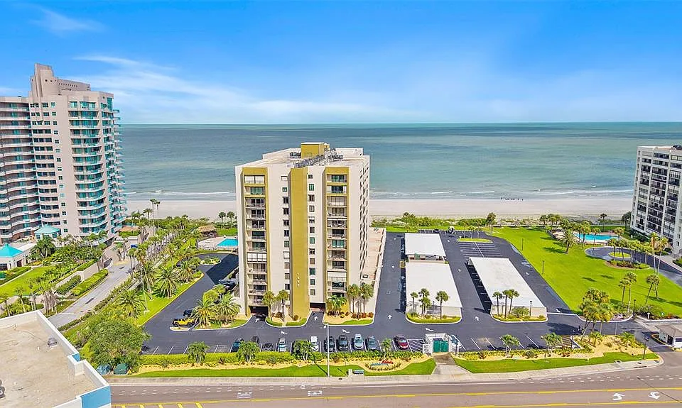 1480 Gulf Blvd #409
