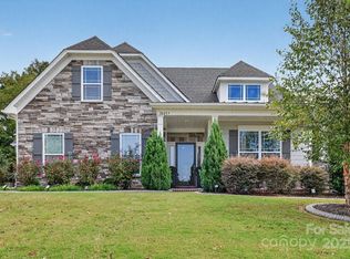 10857 Parkhall Dr, Harrisburg, NC 28075