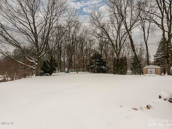 5th image of 8235 Myers Lake Ave NE
