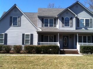 5140 Lavelle Rd, North Chesterfield, VA 23234