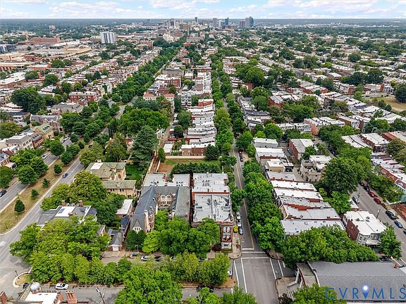 3rd image of 601 W Davis Ave #U2