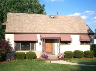 817 N Wolf Rd, Melrose Park, IL 60164