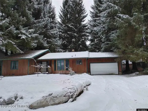 9174 Glacierwood Dr, Juneau, AK 99801