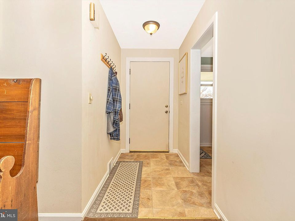 15 Harp Pl, Myersville, MD 21773 Zillow