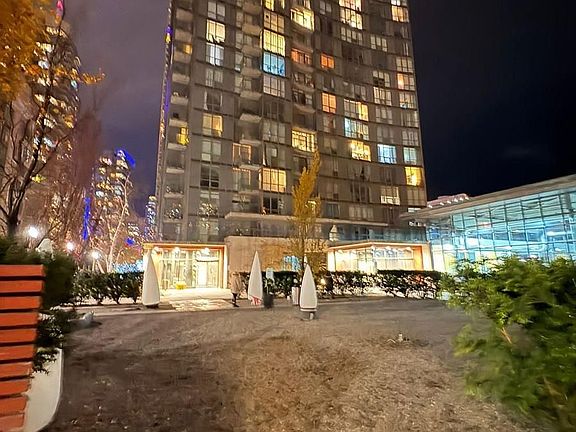 2nd image of 11 Brunel Ct #312