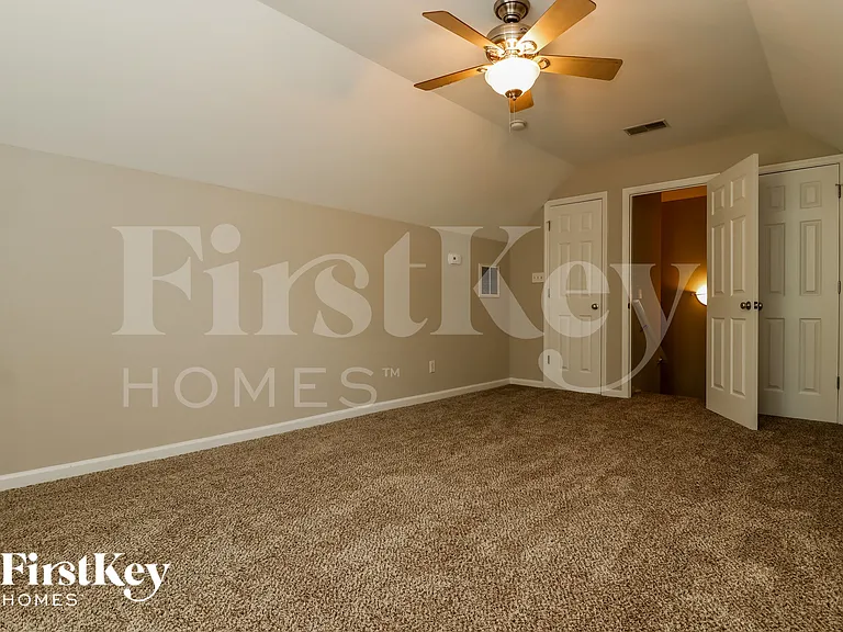 9661 Pebble Creek Blvd — Photo 11
