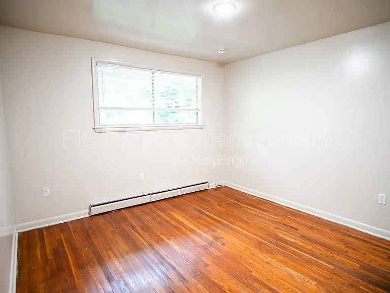 127 Upper Airbase Ln #6 — Photo 11