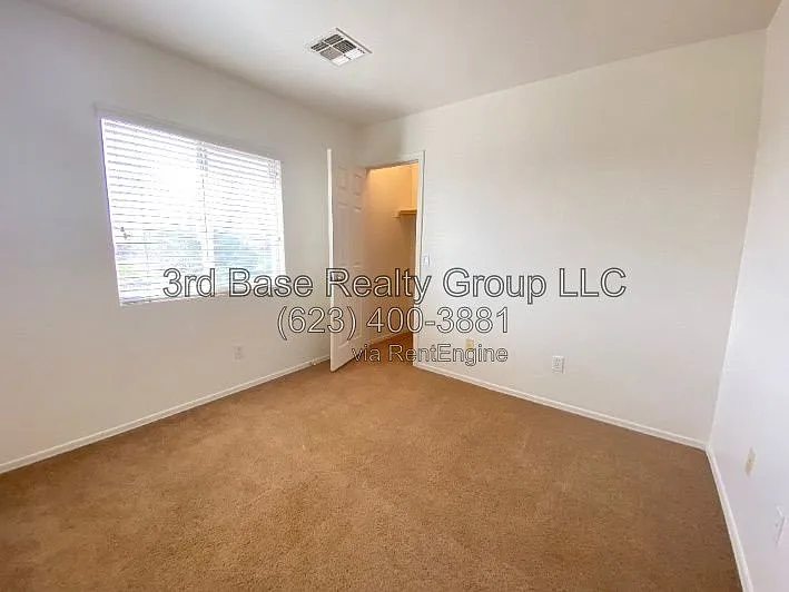 118 N 224th Ln — Photo 6