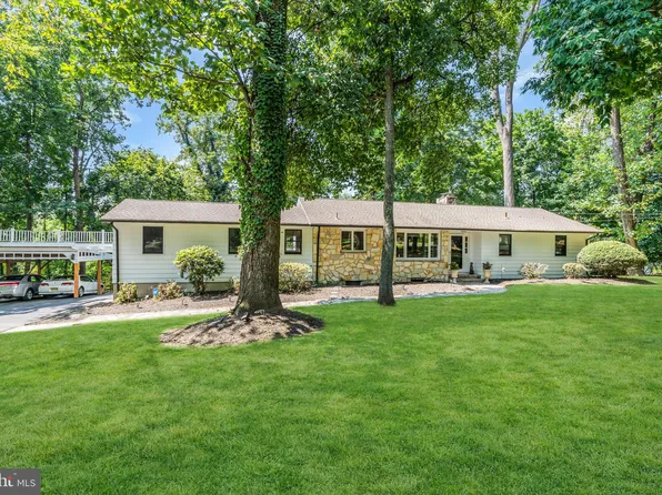 12 Montague Ave, Ewing, NJ 08628