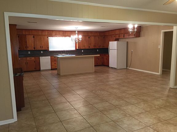 4th image of 6546 Donnie St