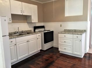 3 Mount Carmel Pl #2, Poughkeepsie, NY 12601