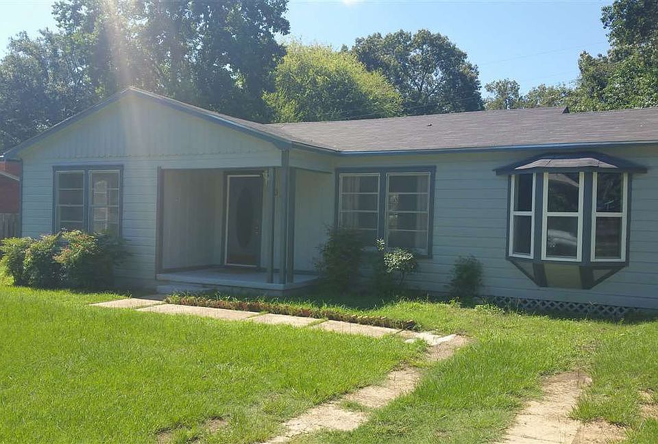 1st image of 206 W Avalon Ave
