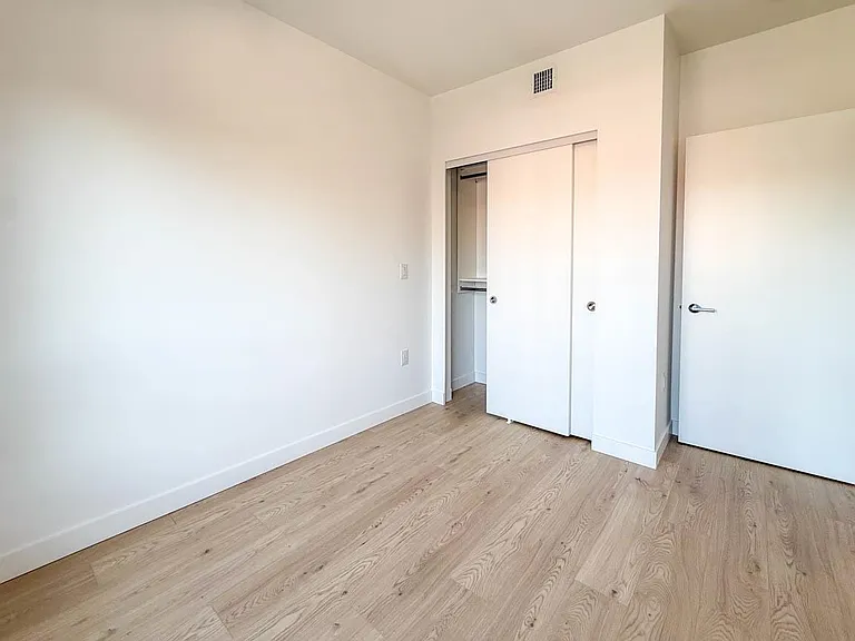 1680 E 12th Ave #204 — Photo 21