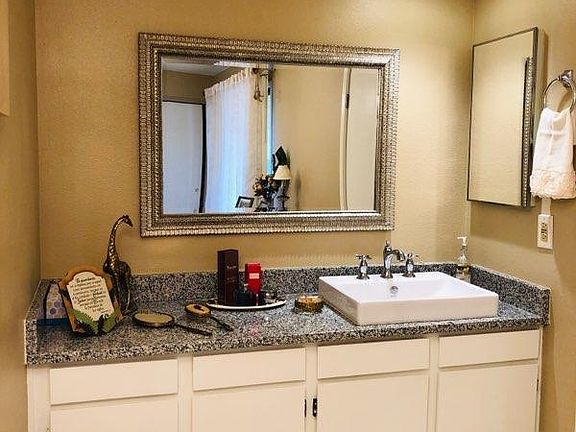 3rd image of 1730 W Emelita Ave APT 2038