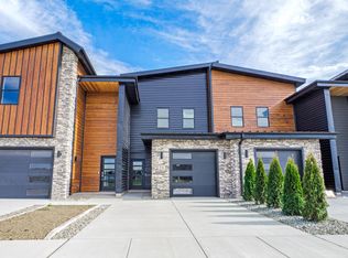 276 Sawgrass Dr, Crown Point, IN 46307