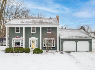 6406 Cheltenham Dr, Temperance, MI