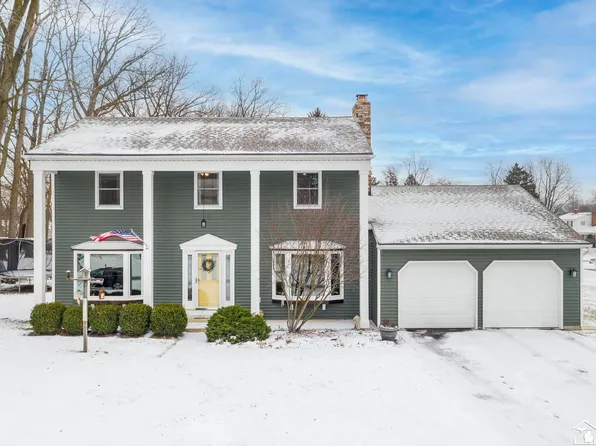 6406 Cheltenham Dr, Temperance, MI 48182