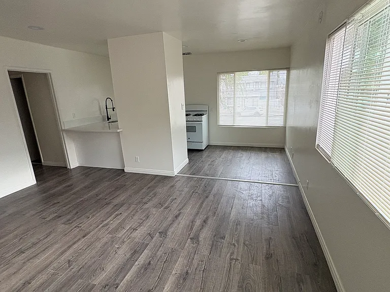 2506 Grant Ave #4 — Photo 1