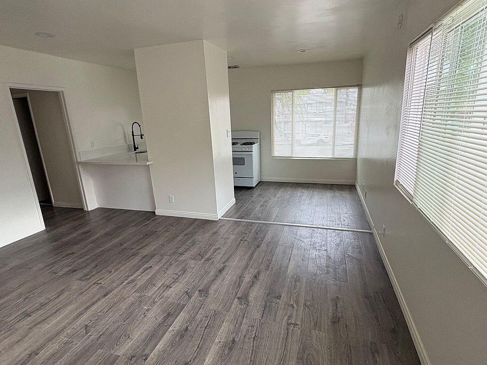 1st image of 2506 Grant Ave #4