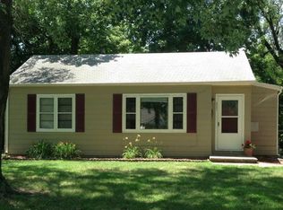 2221 SW Boswell Ct, Topeka, KS 66611