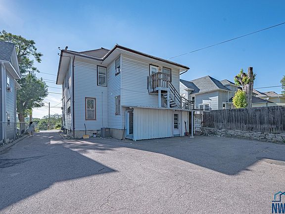 5th image of 1806 Court St
