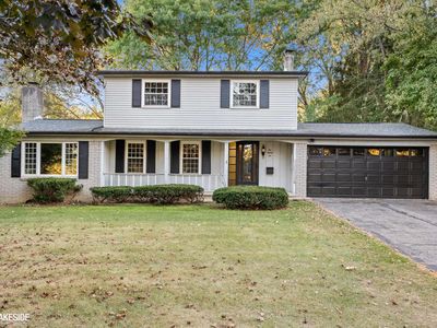 1086 E Silverbell Rd, Lake Orion, MI, 48360