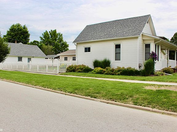 3rd image of 301 5th St