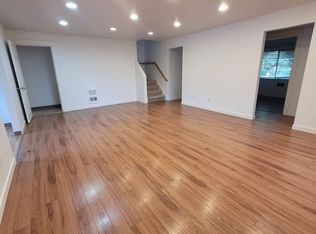 140 B St, Springfield, OR 97477