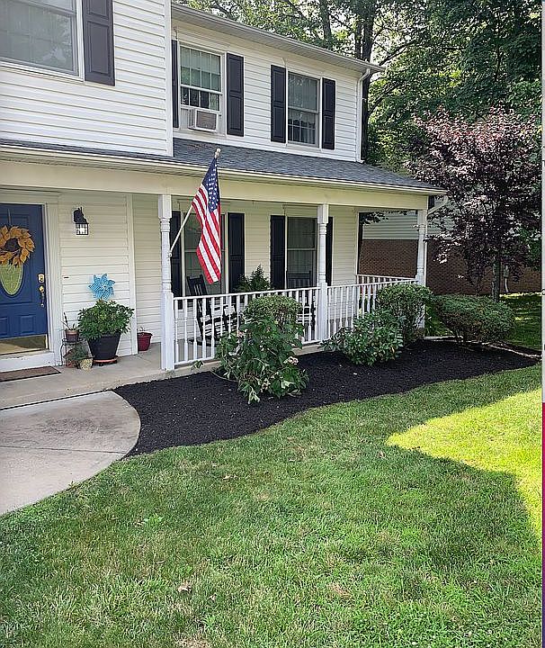 1st image of 2004 White Oak Dr