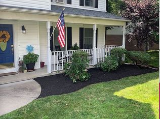 2004 White Oak Dr, Morgantown, WV 26505