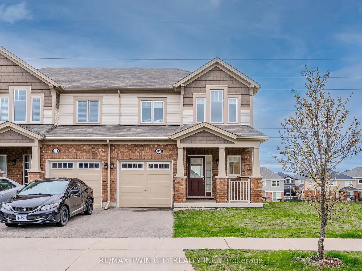 3 bed, $3,000 — Photo 2