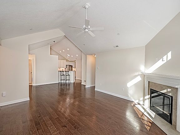 5th image of 2174 Westview Cir