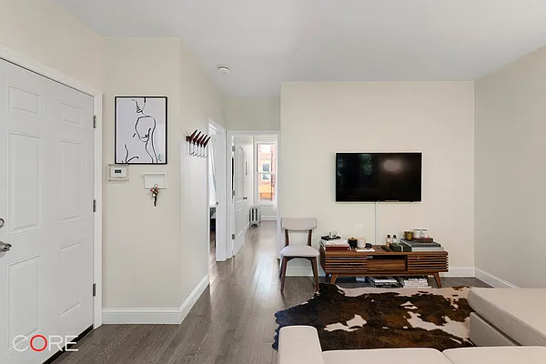 Rented by CORE | media 24