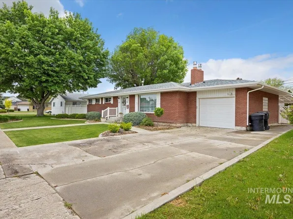544 W 24th St, Burley, ID 83318