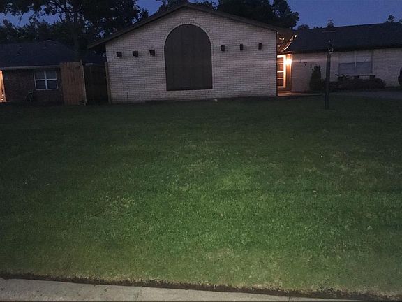 3rd image of 1713 NW 70th St