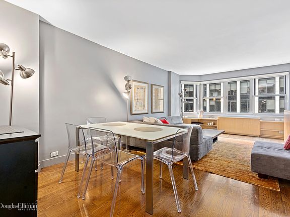 4th image of 77 W 55th St APT 19C