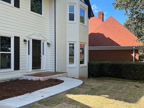 3rd image of 1282 Golf Link Dr