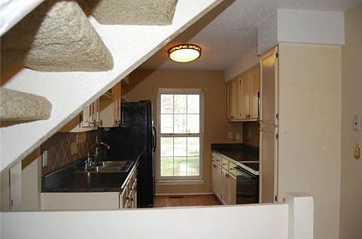 2nd image of 8045 N Stoddard Ave