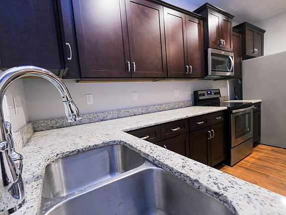 5th image of 1234 Catawba Way