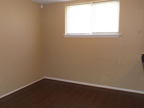4th image of 8181 Denwood Dr APT 6