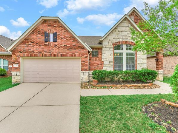 6 Jester Oaks Pl
